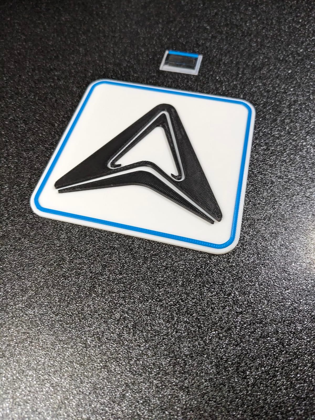 Creality K2 Plus Combo 2026 Multi Color 3D Printer with CFS | 2026 upgraded CFS combo with 16-color support, 600mm/s speed and dual AI cameras. customer photo 1