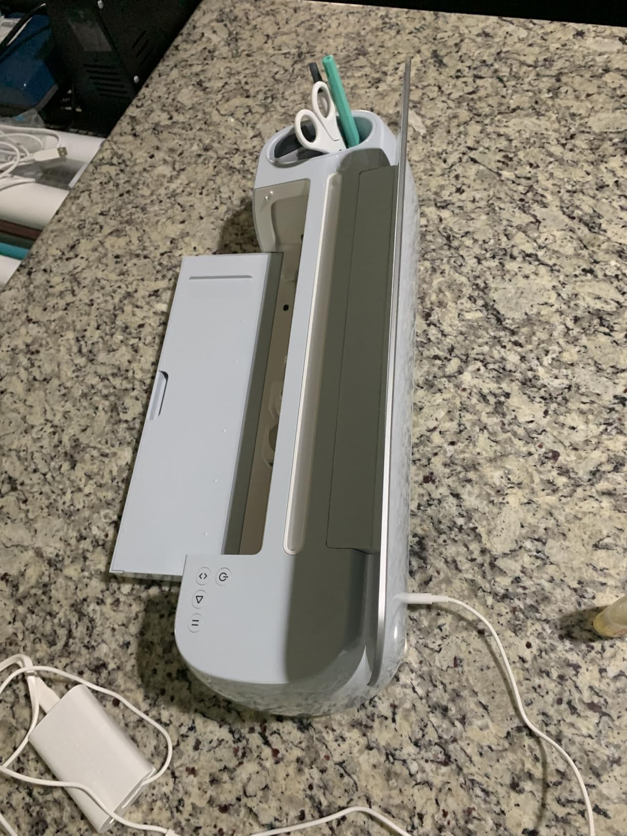 Cricut Maker 4 - Smart Cutting Machine (Seashell) | Engagement Bundle customer photo 2