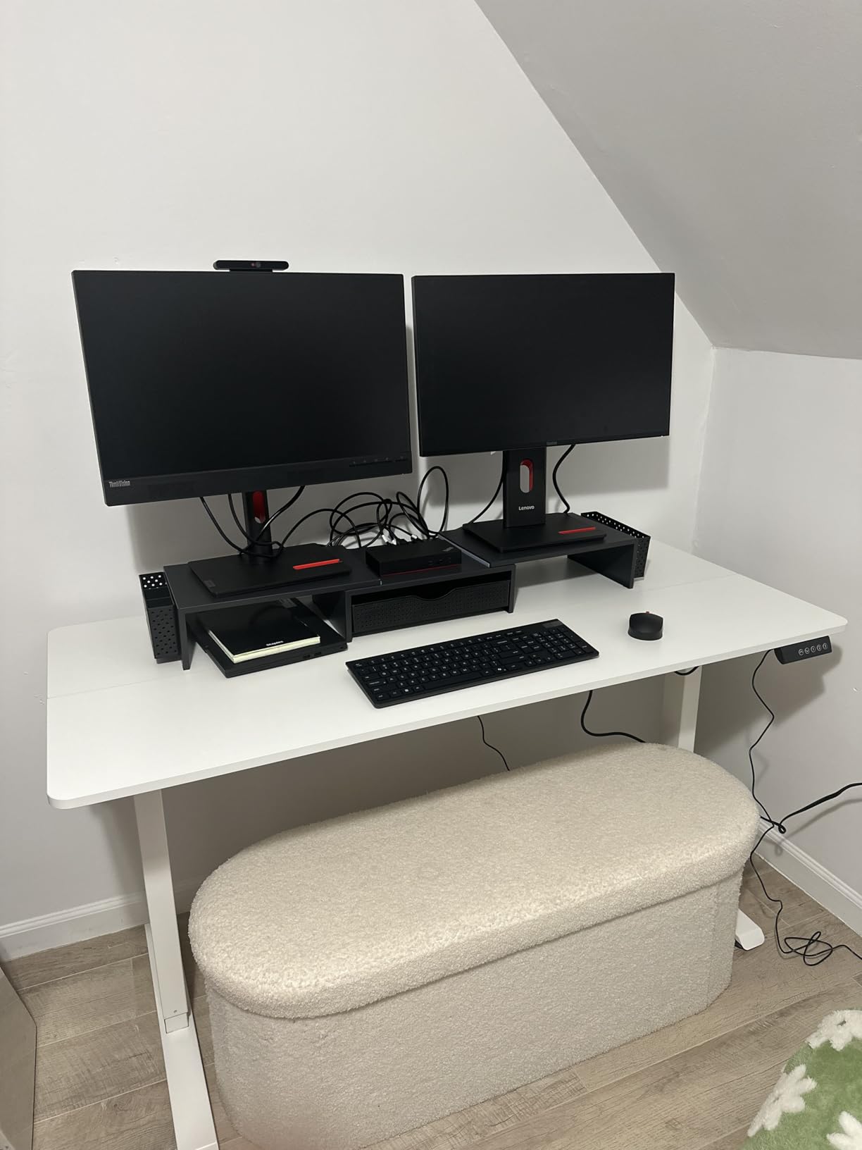 Veken 55 Inch Large Electric Standing Desk, Gaming Table, White customer photo 2