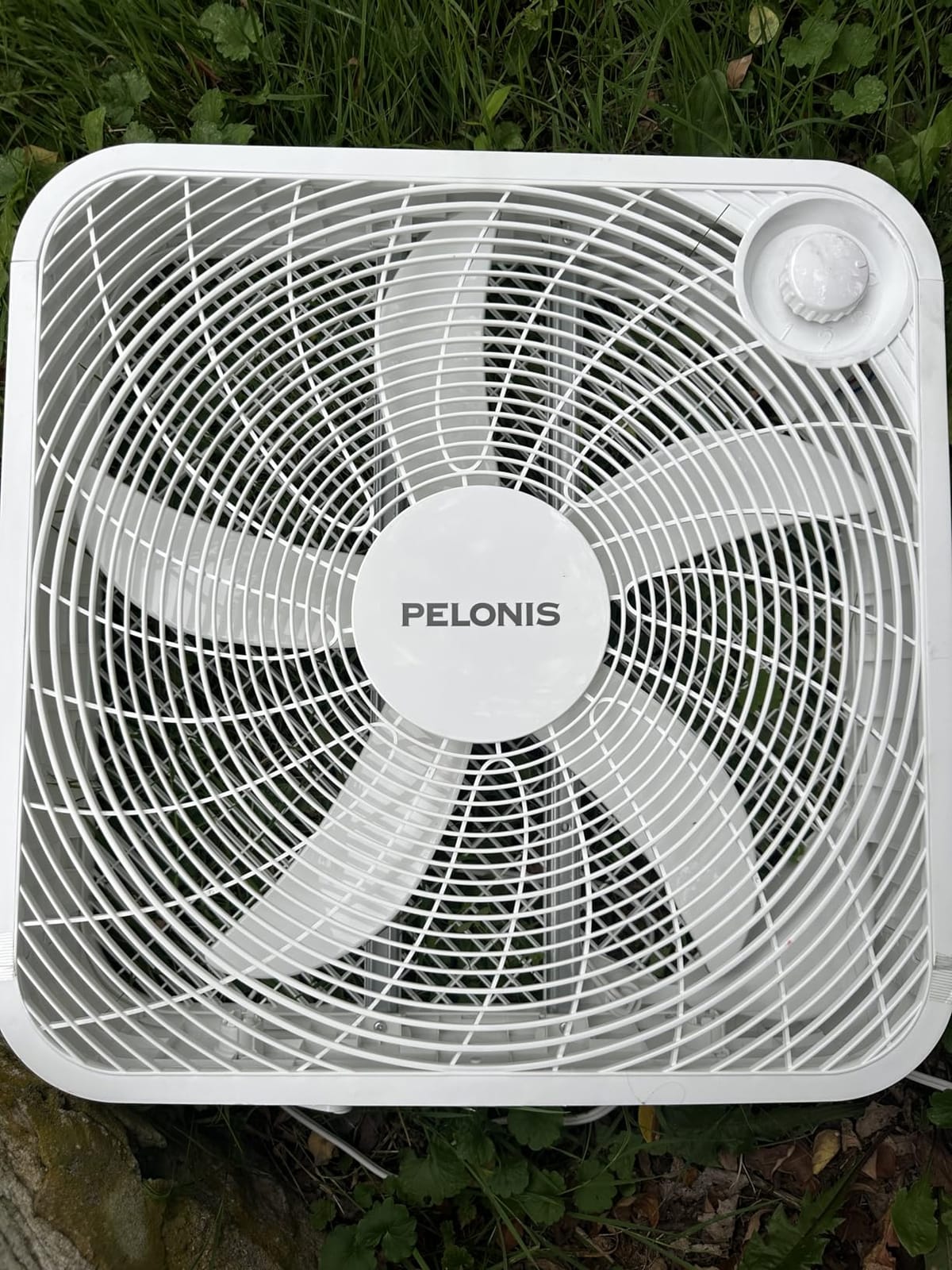 PELONIS 20 Inch Box Fan for Bedroom– 3 Speeds, 25ft/s, Floor Fan, Window Fan, Table Fan, Desktop Fan with Superior Air Throw (2295 CFM), Lightweight, 5 Blades, suitable for Office, Living Room, Garage customer photo 1