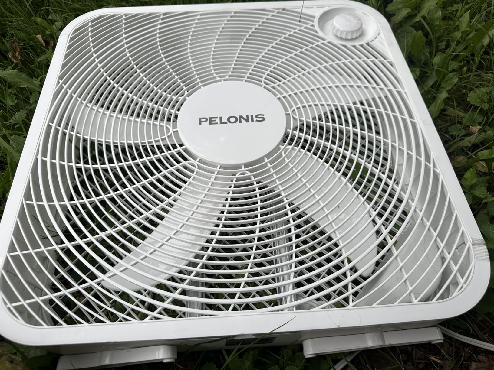 PELONIS 20 Inch Box Fan for Bedroom– 3 Speeds, 25ft/s, Floor Fan, Window Fan, Table Fan, Desktop Fan with Superior Air Throw (2295 CFM), Lightweight, 5 Blades, suitable for Office, Living Room, Garage customer photo 2