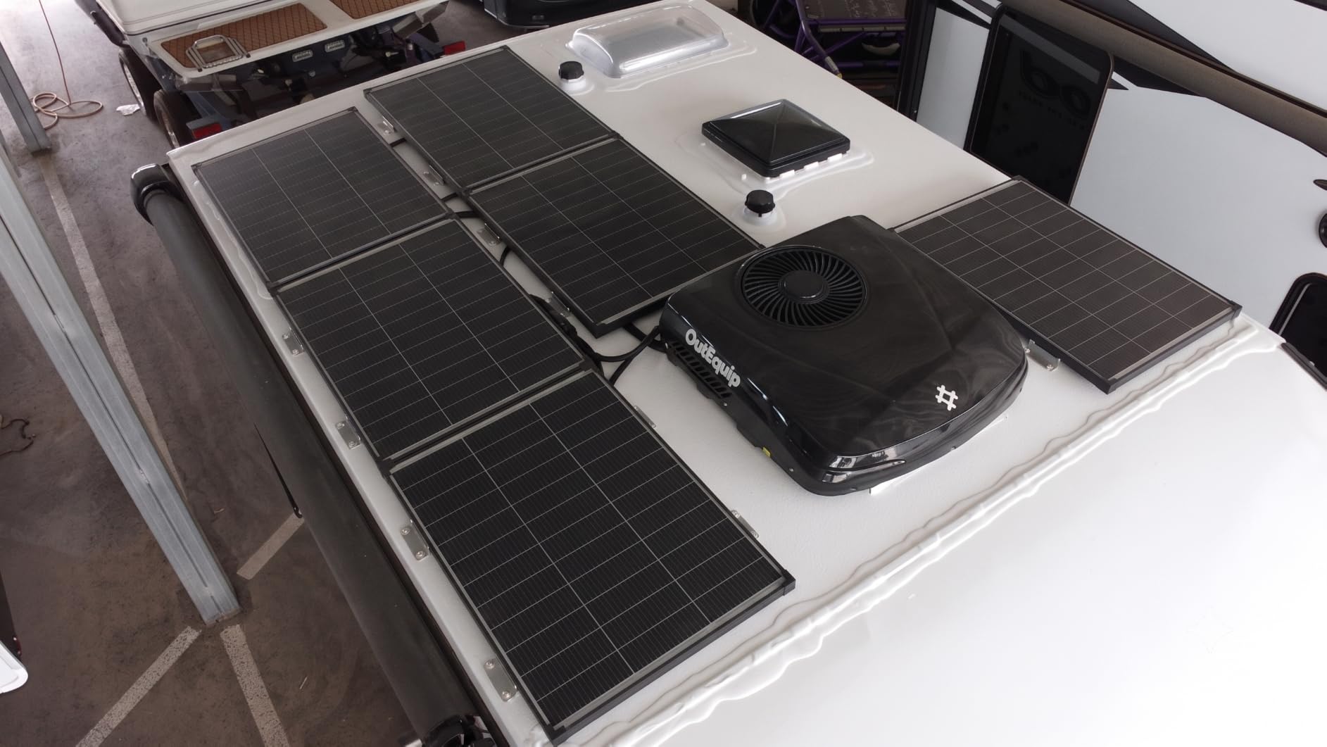 N-Type 16BB 400 Watt Solar Panel, 4×100W Solar Panels | 25% Efficiency Monocrystalline, Compact Size Design for 12V/24V/48V Systems, RV, Rooftop , Off-grid & Home Backup customer photo 1