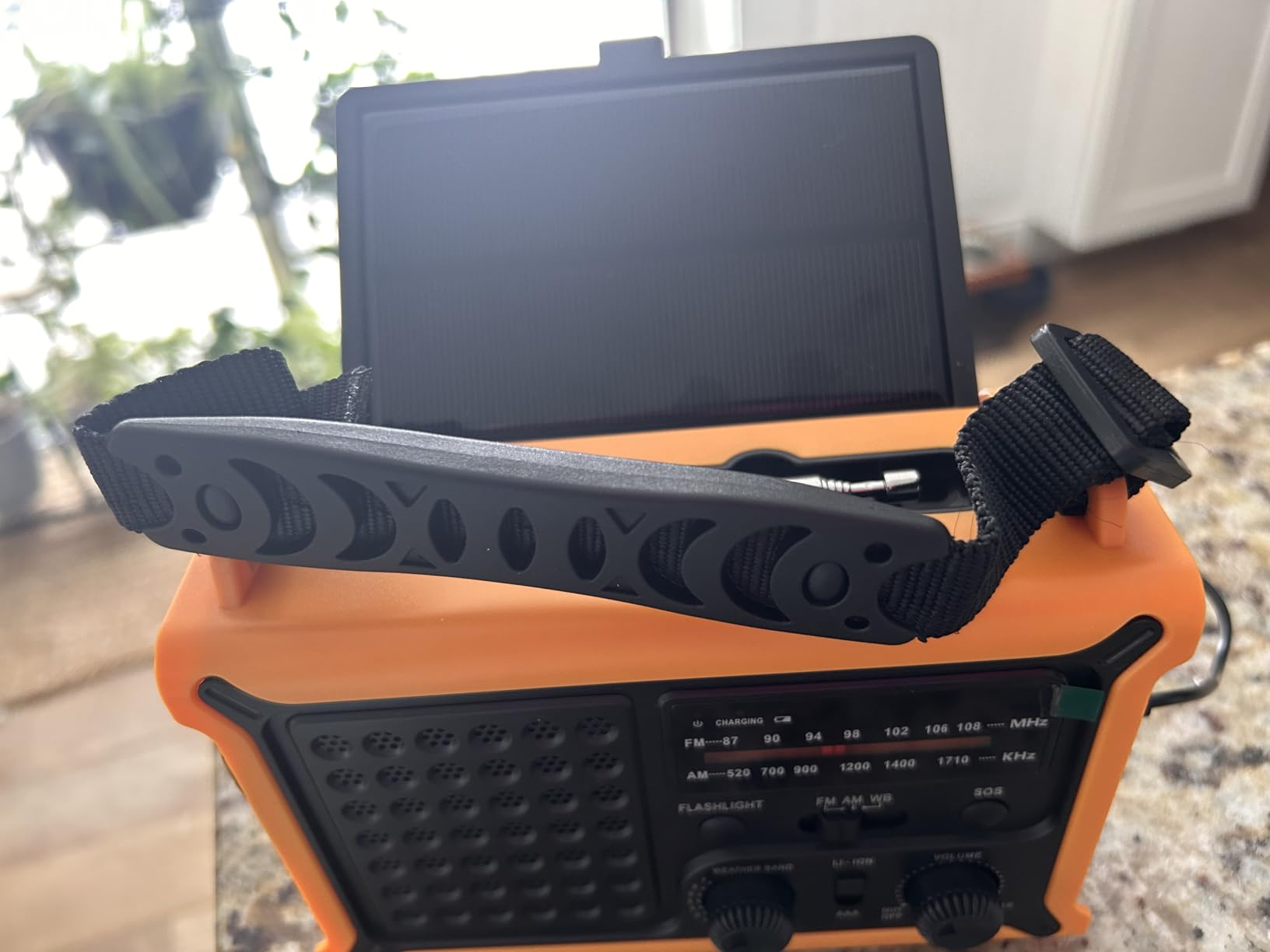 Solar Radio Emergency Hand Crank 12000mAh with Clear Signal customer photo 2