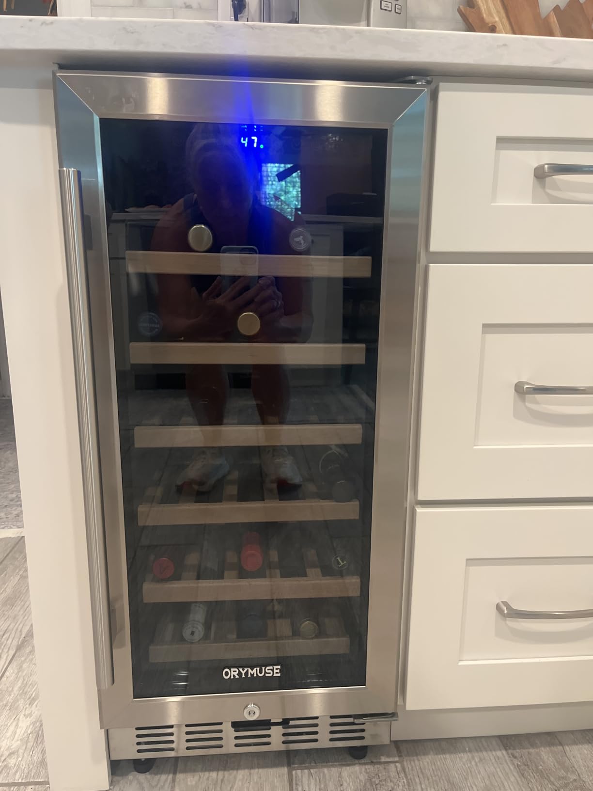 ORYMUSE 15 Inch Beverage Refrigerator, 130 Can Under Counter Drink Cooler customer photo 1
