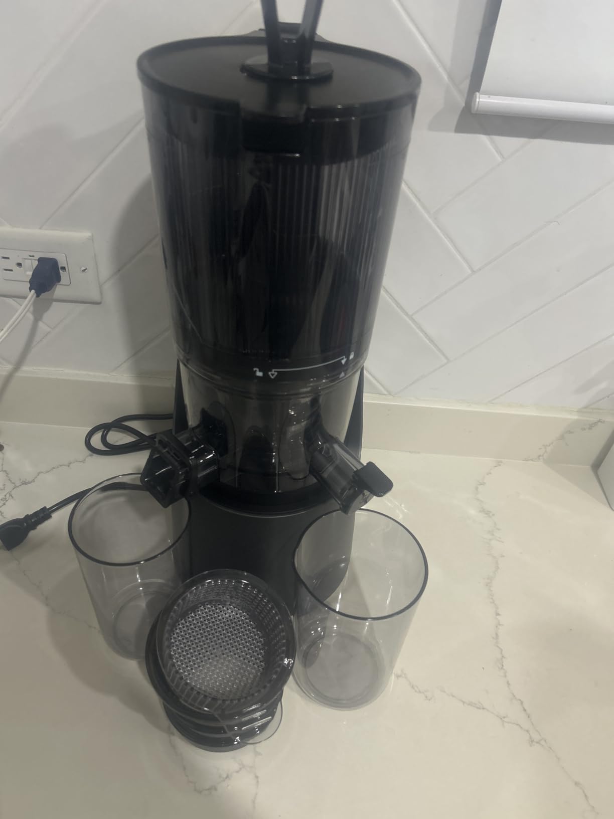 Canoly 3-in-1 Cold Press Juicer C16, Makes Juice & Sorbet & Nut Milk customer photo 2