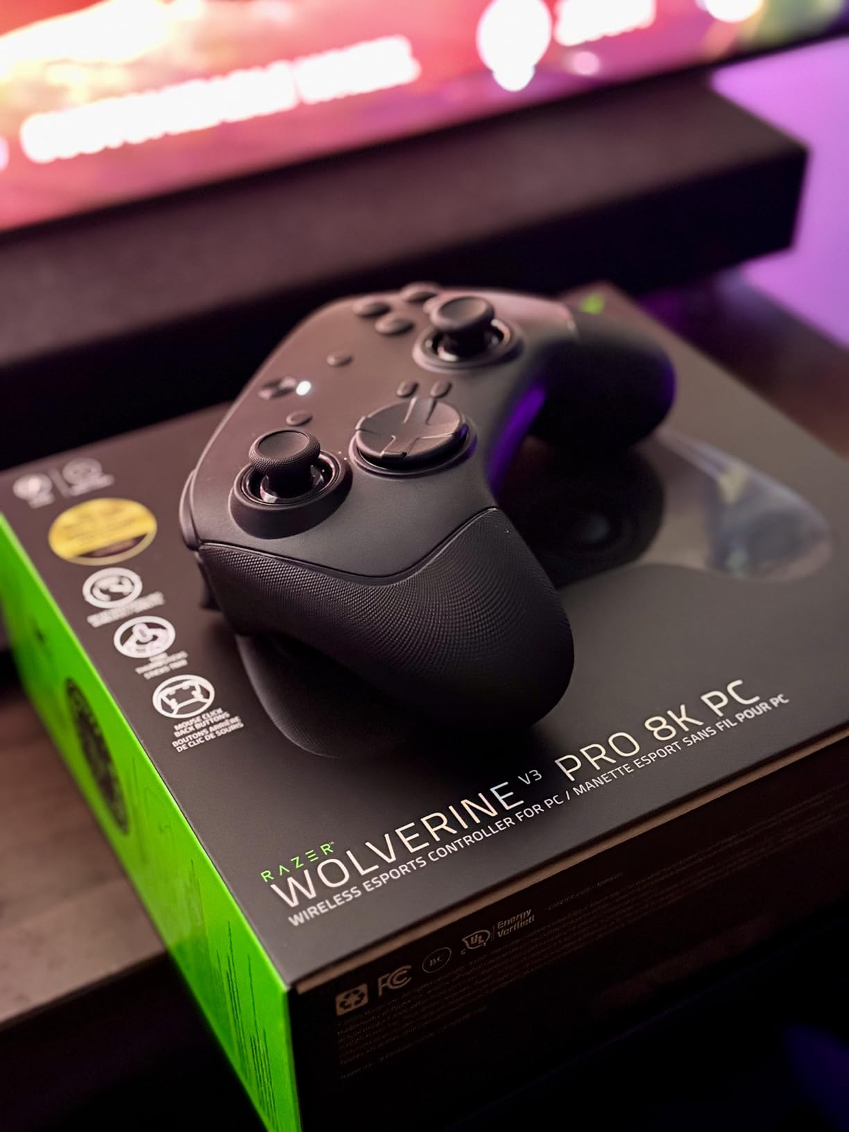 Razer Wolverine V3 Pro 8K PC Wireless Gaming Controller, Black customer photo 2