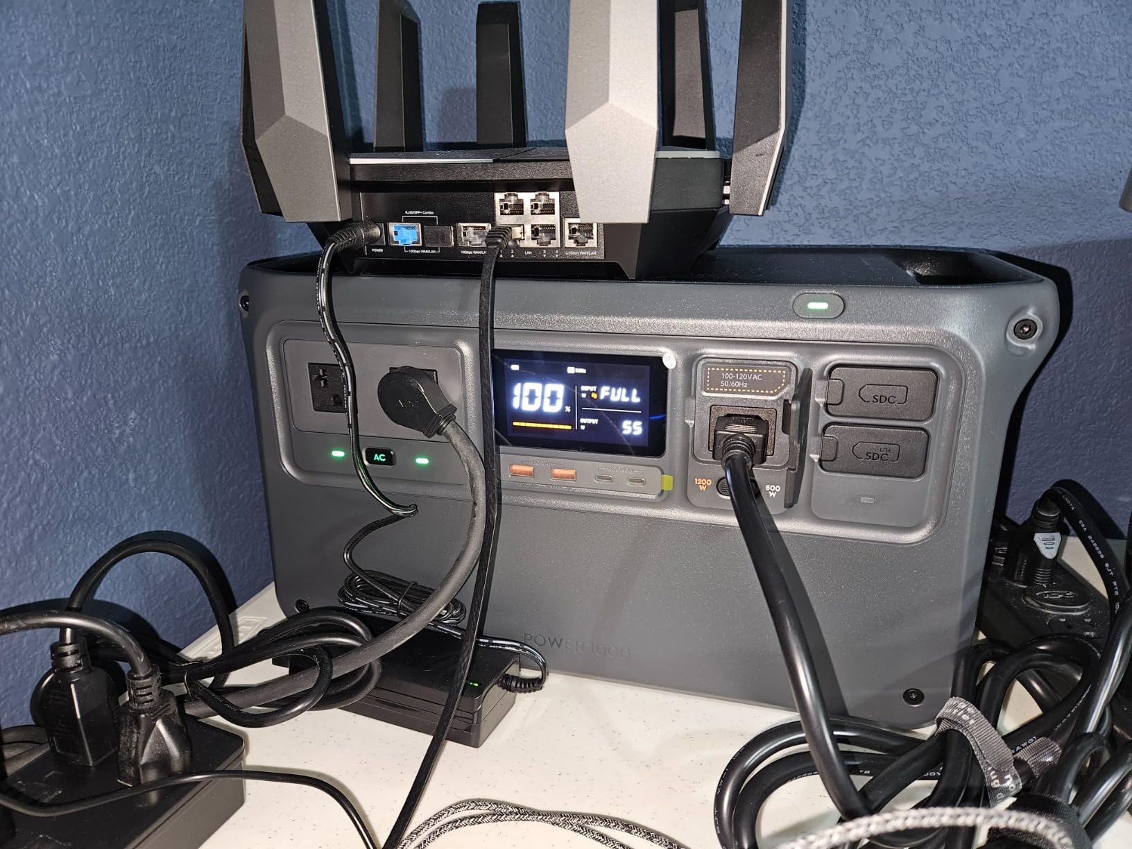 DJI Power 1000 V2 Portable Power Station, 1024Wh LFP Battery | Compact Size, 2600W Stable Output, 0-80% Recharge in 37 Mins, Electric Generator for Home, Camping, RVs, Off-Grid customer photo 2