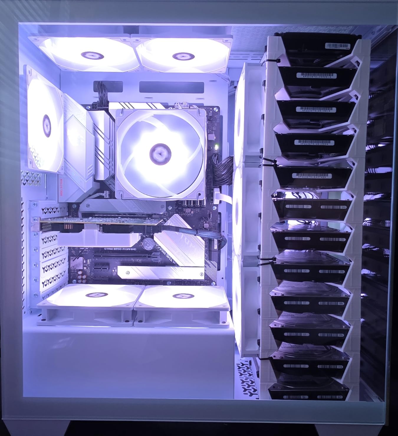 CORSAIR 3500X RS ARGB Panoramic Mid-Tower PC Case – White customer photo 1