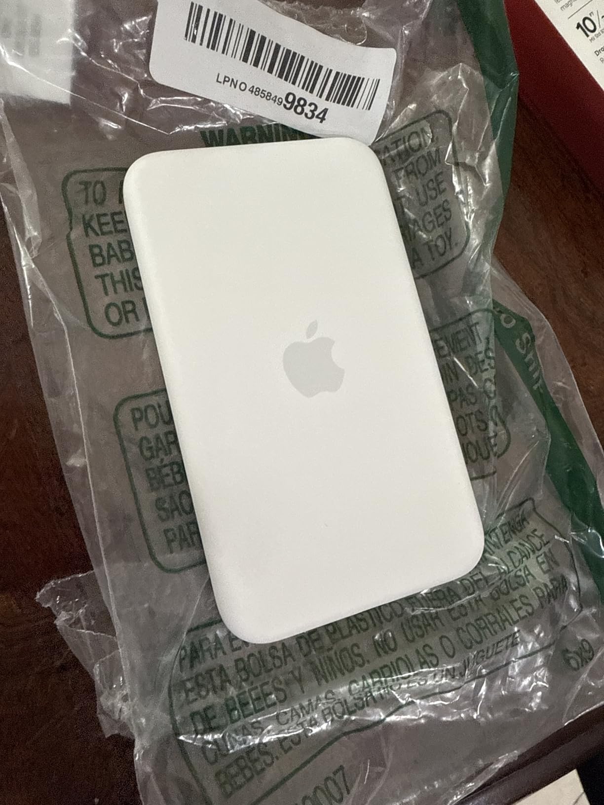 Apple iPhone Air MagSafe Battery customer photo 1