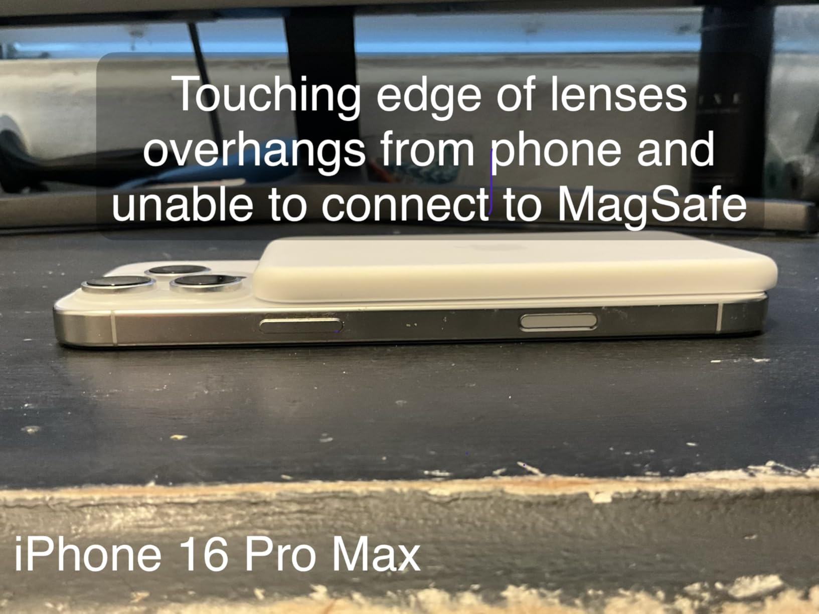 Apple iPhone Air MagSafe Battery customer photo 2