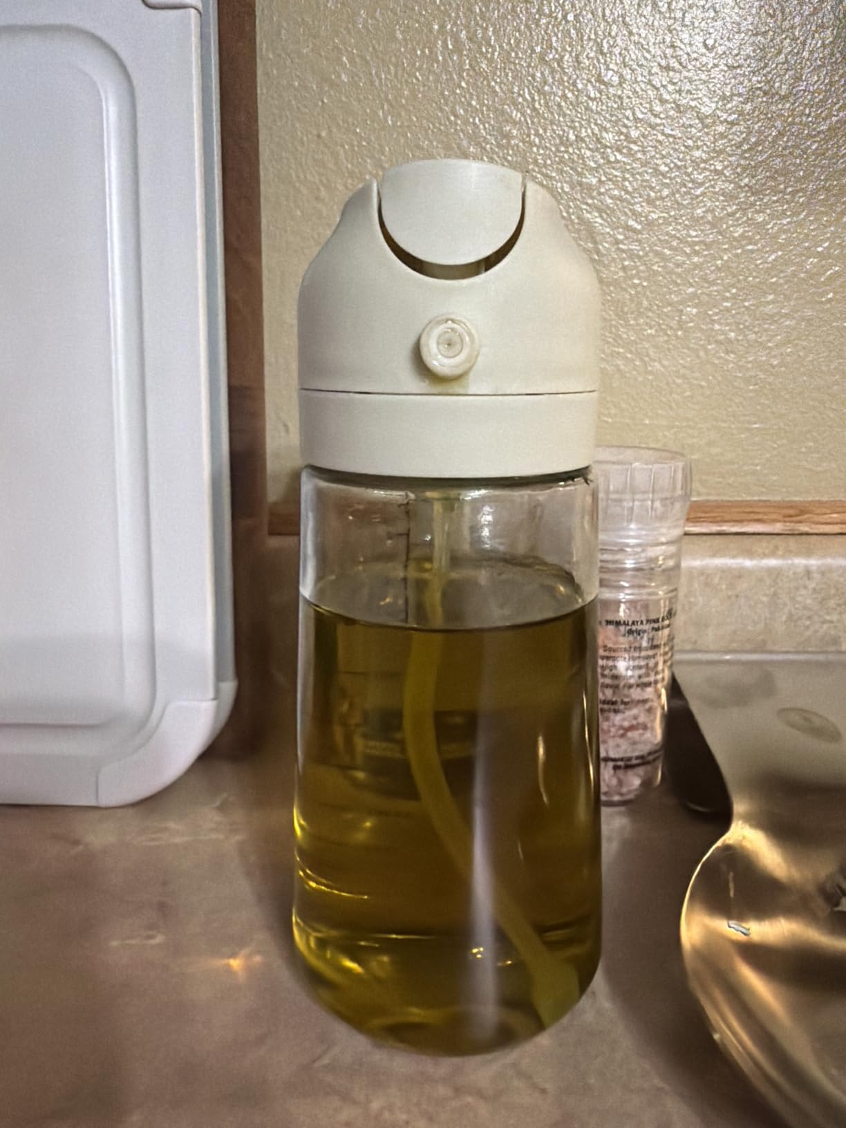 FineDine 16 oz Glass Olive Oil Sprayer for Cooking, Oil Dispenser, Black customer photo 2