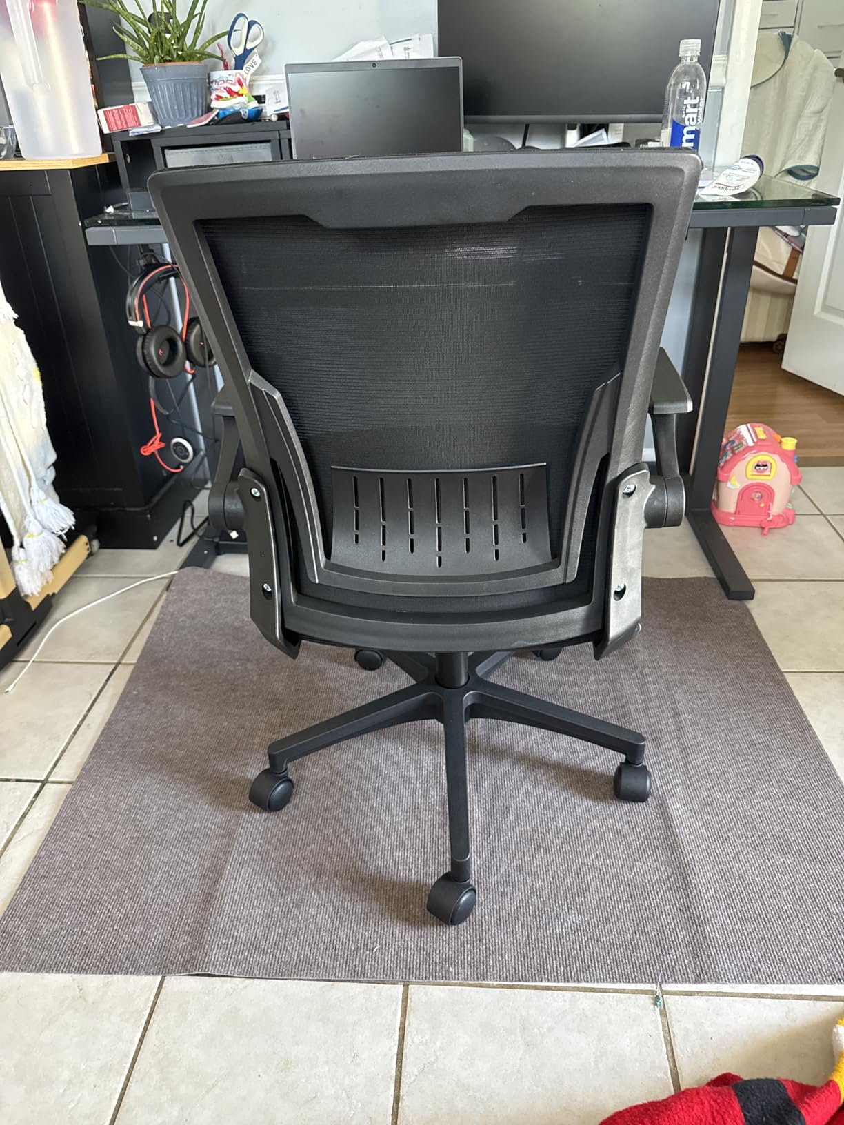 GTPLAYER Ergonomic Office Chair with Flip-up Armrests Executive Computer Chair for Home Office, Breathable Mesh & Comfy Lumbar Support, Black customer photo 1
