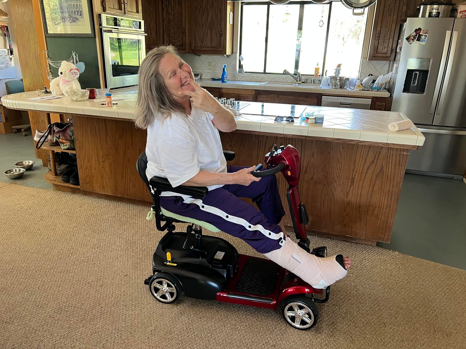 Lightweight Mobility Scooter for Adult&Seniors,330Lbs Capacity, 46Lbs customer photo 1