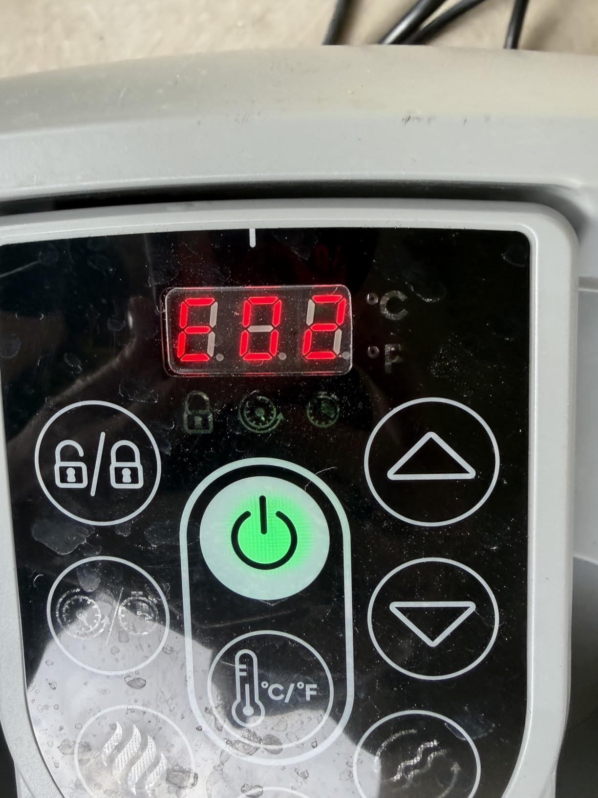 Coleman SaluSpa Miami Energy-Efficient AirJet 2-4 Person Inflatable Hot Tub customer photo 1