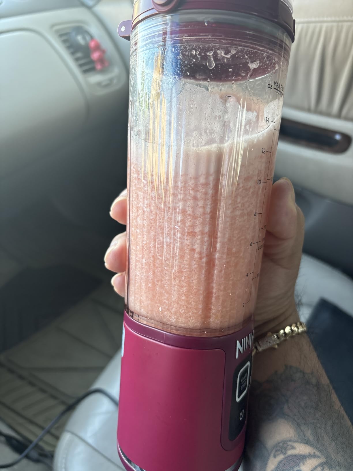 Ninja BC151PR Blast Portable Blender, Cordless, 18oz. Vessel, Personal Blender-for Shakes & Smoothies, BPA Free, Leakproof-Lid & Sip Spout, USB-C Rechargeable, Dishwasher Safe Parts, Passion Fruit customer photo 1