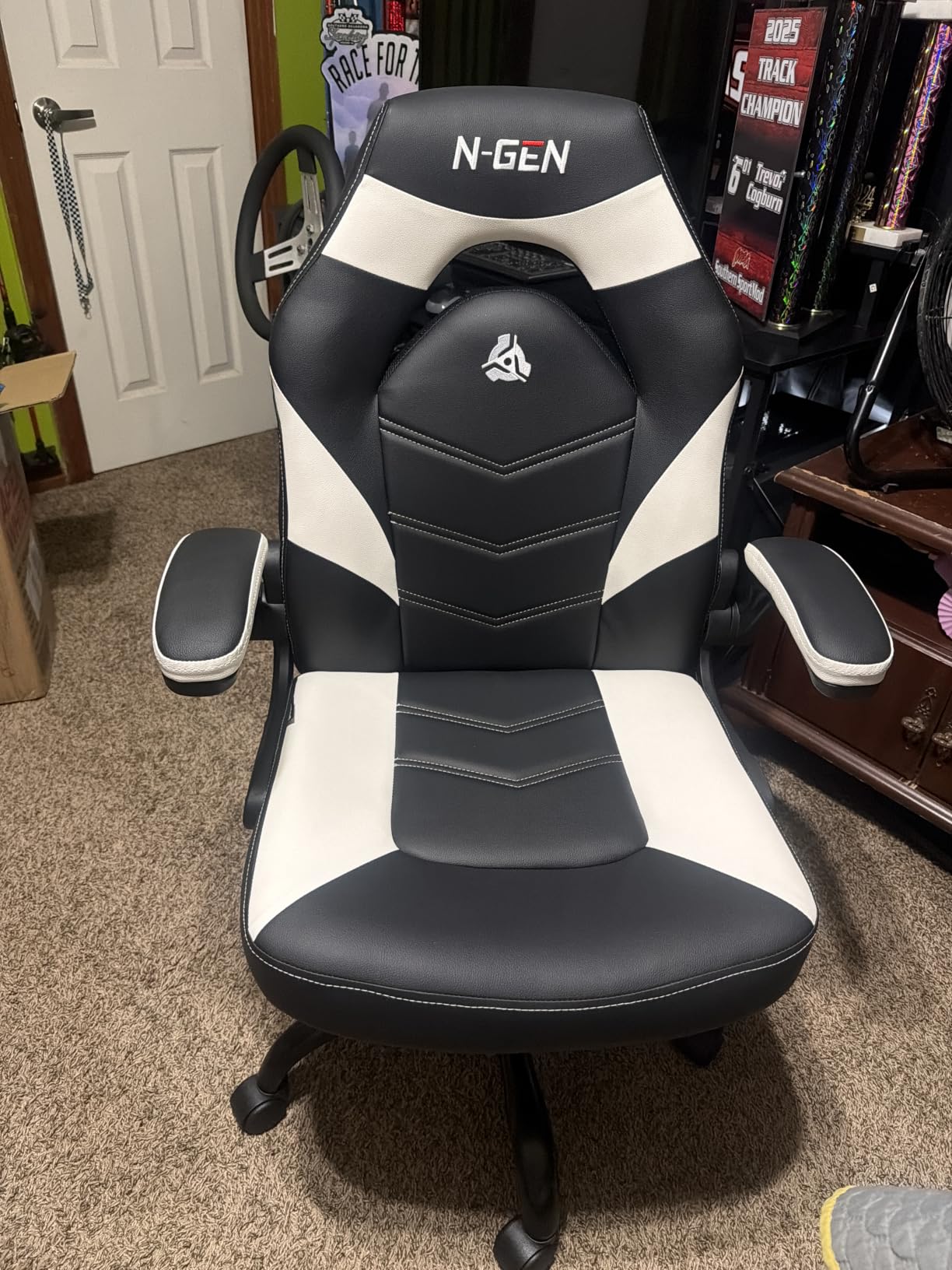 N-GEN Gaming Gaming Chair, Lumbar, PU Leather, Flip-Up Arms, Jet Black customer photo 1