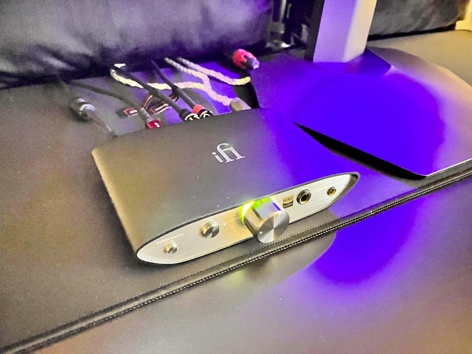 iFi Zen DAC 3 Desktop Digital Analog Converter (Black Stealth) customer photo 1