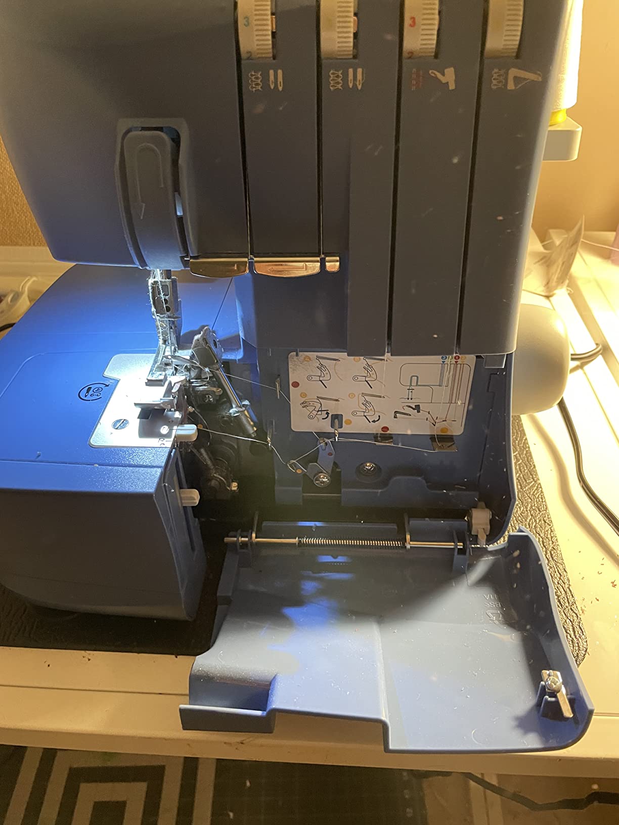 SINGER® S0230 Navy Blue High Speed Overlock Serger, 2-3-4 Thread Capability customer photo 1