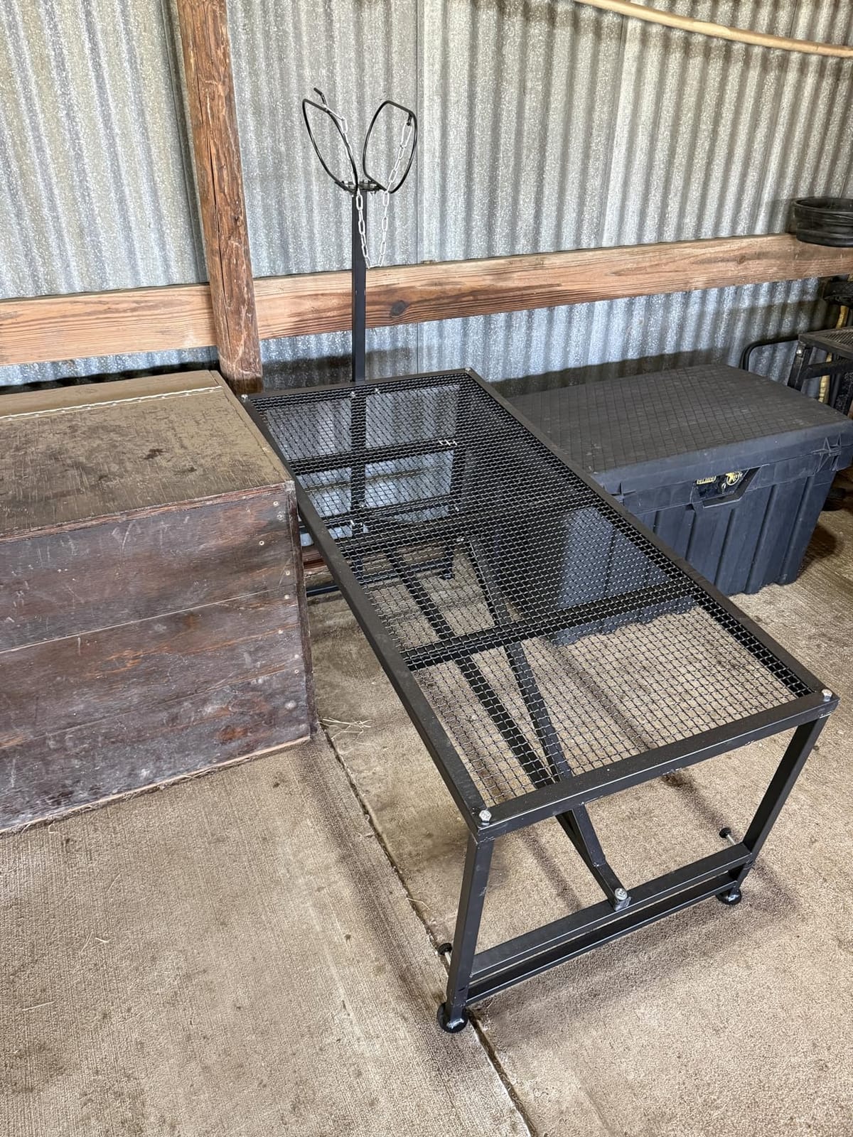 Sheep Stand & Goat Stand for Shearing, 600 lbs with Headpiece customer photo 2