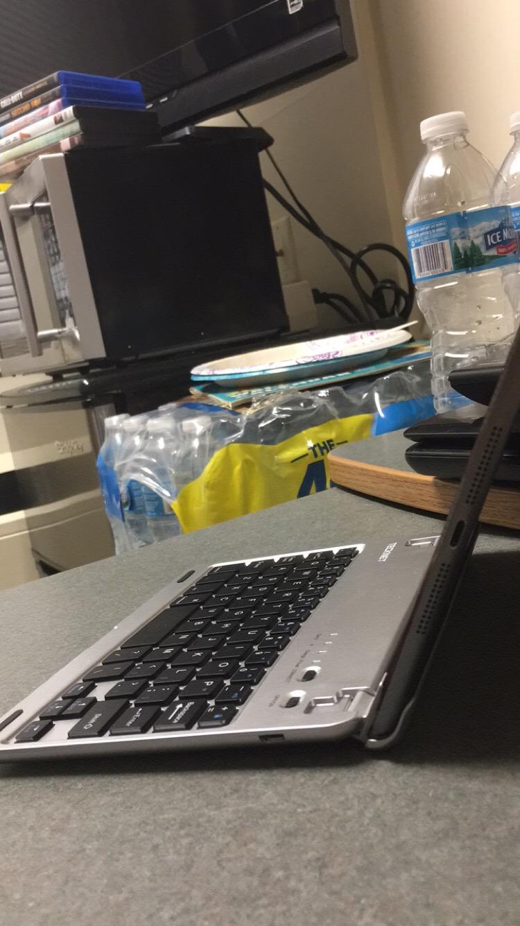 TECKNET 2.4G Rechargeable Ultra-Slim Wireless Keyboard and Mouse Combo customer photo 2