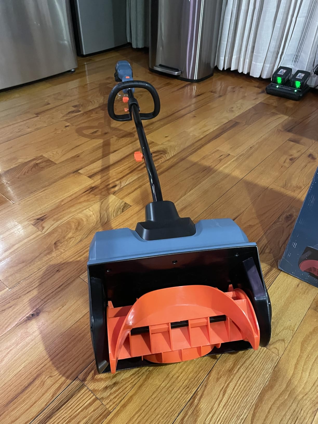 SENIX Cordless Snow Shovel, 40V | 13-Inch | 6-Inch | 8000mAh Snow Blower customer photo 1