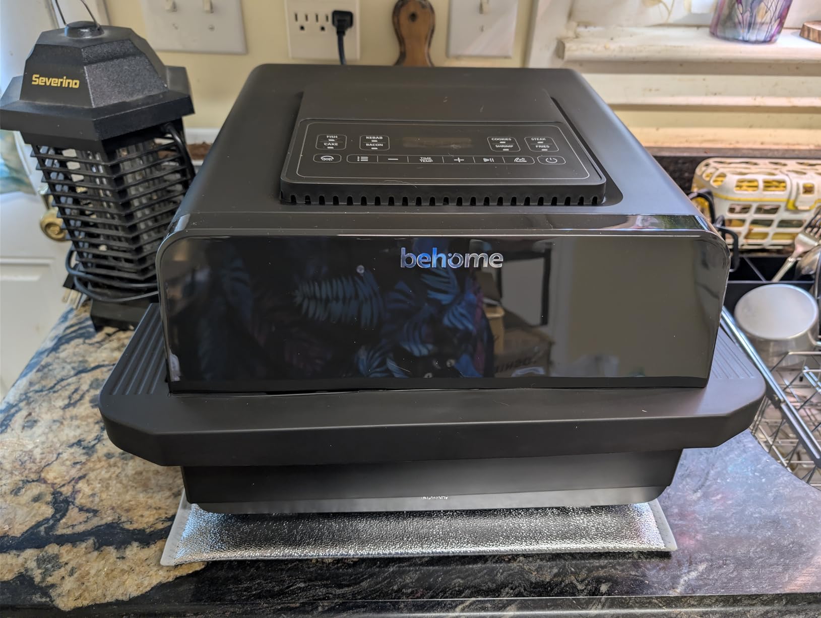 Behome Indoor Pizza Oven & Air Fryer, 6.5QT Family Size with Pizza Stone | 9 Cooking Preset with Viewing Window & Light, 105°F-450°F Adjustable for Air Fry, Roast, Bake, Dehydrate, Fries, 1700W, Black customer photo 2