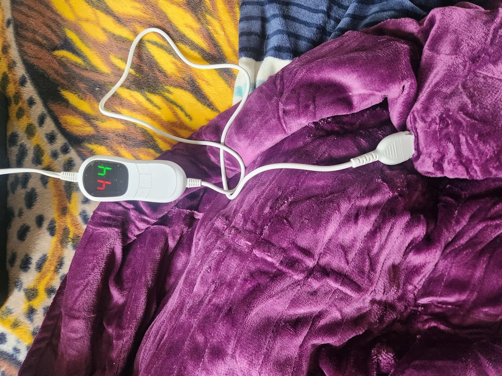 Homemate Electric Heated Heating Blanket Queen Size 84x90 Dual Control ETL customer photo 1