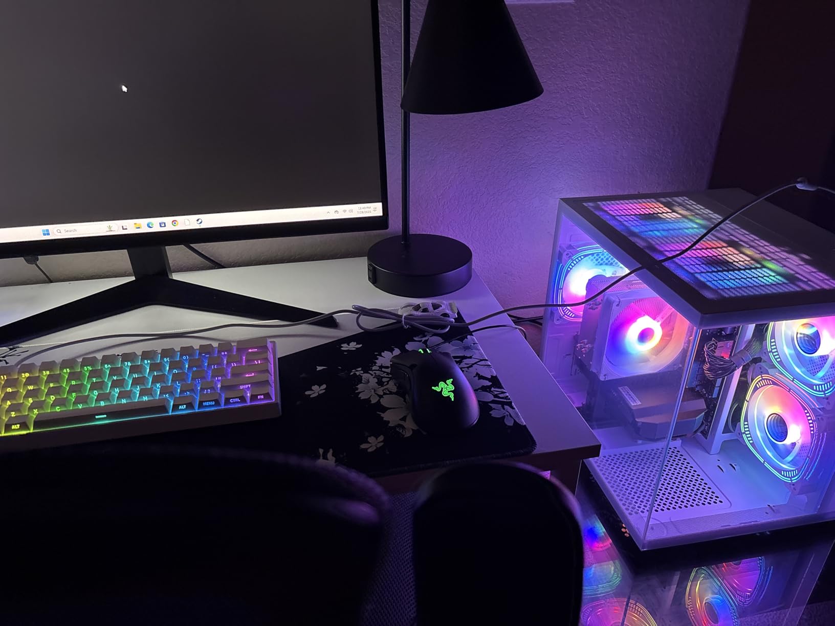 suevery Prebuilt Gaming PC, Core I9, RTX 5060TI 8G Desktop Computer customer photo 1