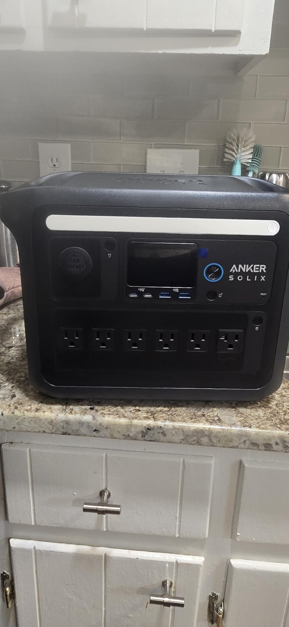 Anker SOLIX C1000 Portable Power Station (Black), 1,056Wh, 1,800W, Camping, Full Charge in 58 Min, 1,056Wh LiFePO4 Battery, 1,800W (Peak 2,400W) Solar Generator for Home, Outdoor, and Emergencies, UPS customer photo 2