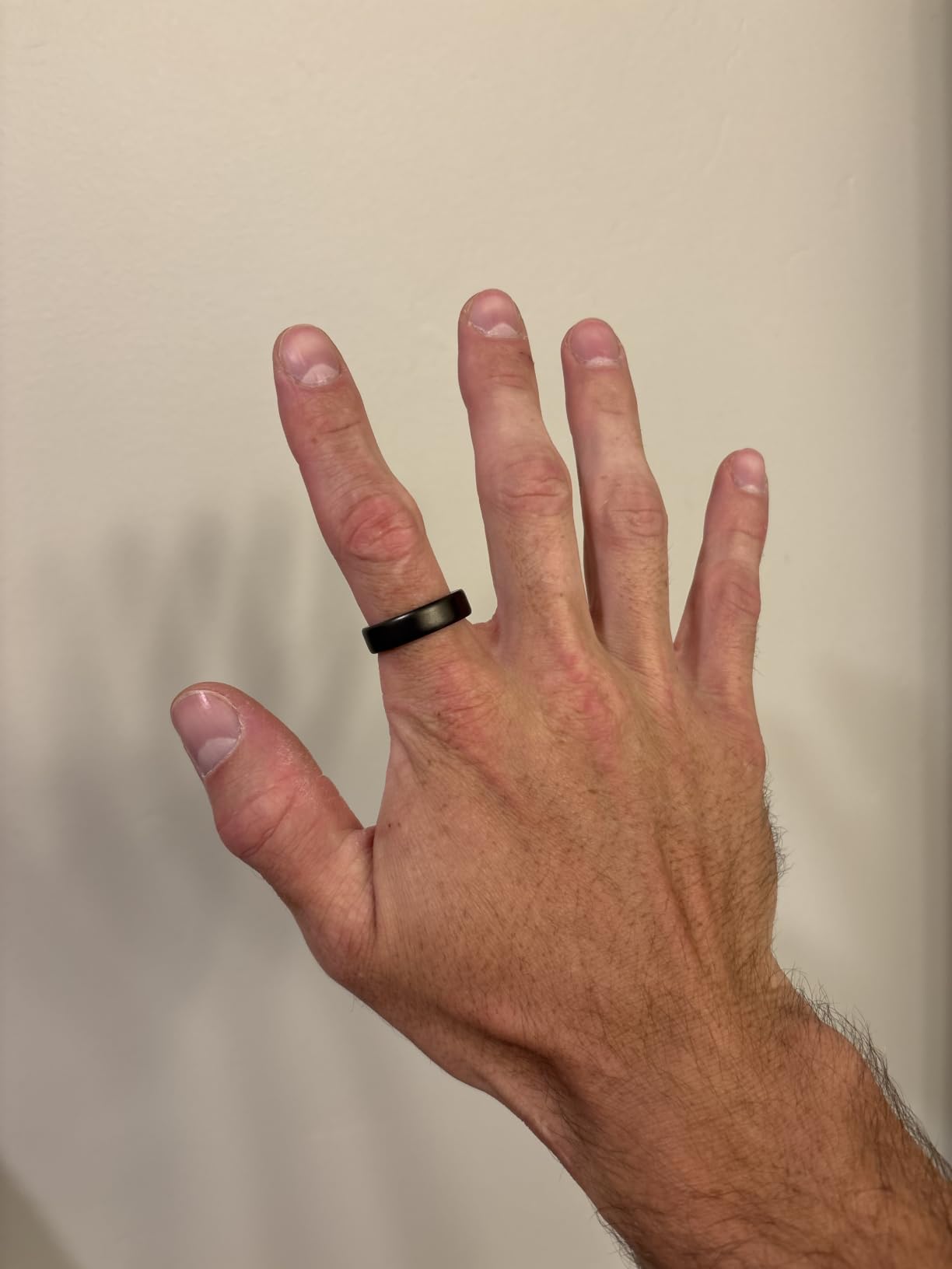 Oura Ring 5 Smart Wearable - Silver - Size 9 - Fitness & Sleep Tracker customer photo 1