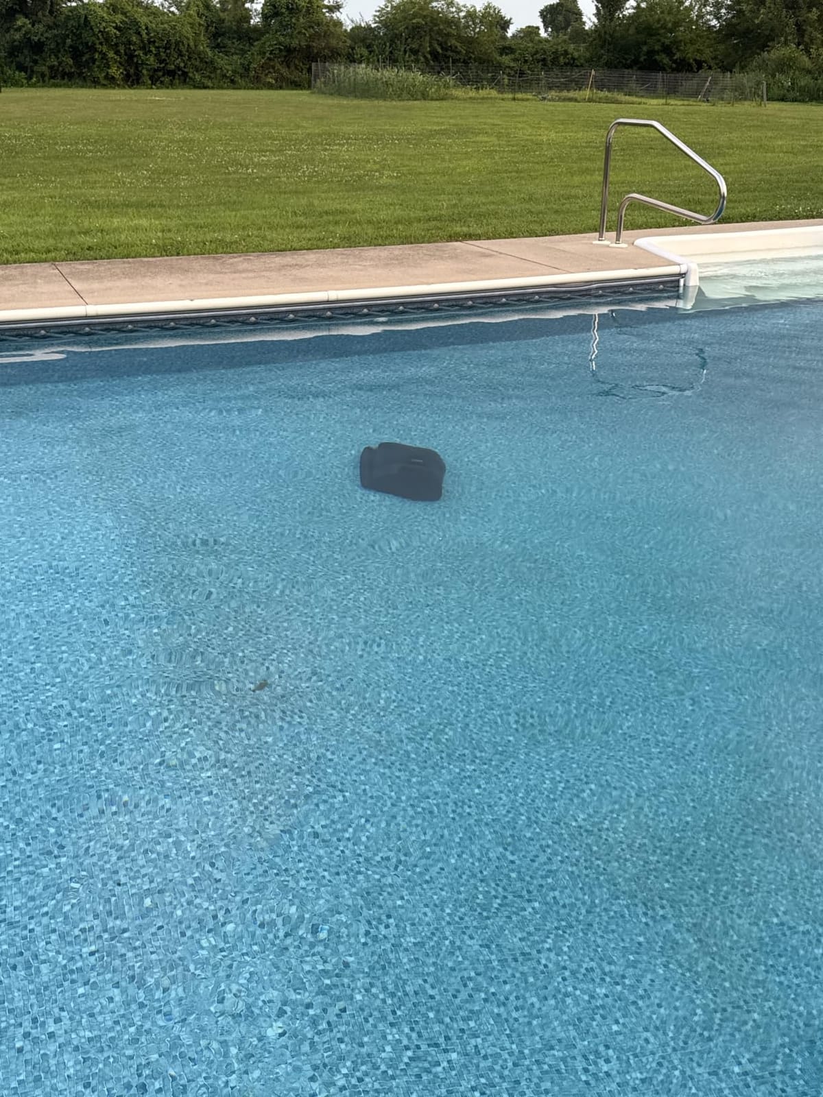 Beatbot Sora 30 Pool Vacuum Robot, 4-in-1 Cleaner with Shallow-Area Cleaning, 6800GPH Power, Smart Surface Parking, 5L Capacity for Above & In-Ground Pools Up to 3229 sq. ft, Vibrant Orange customer photo 1
