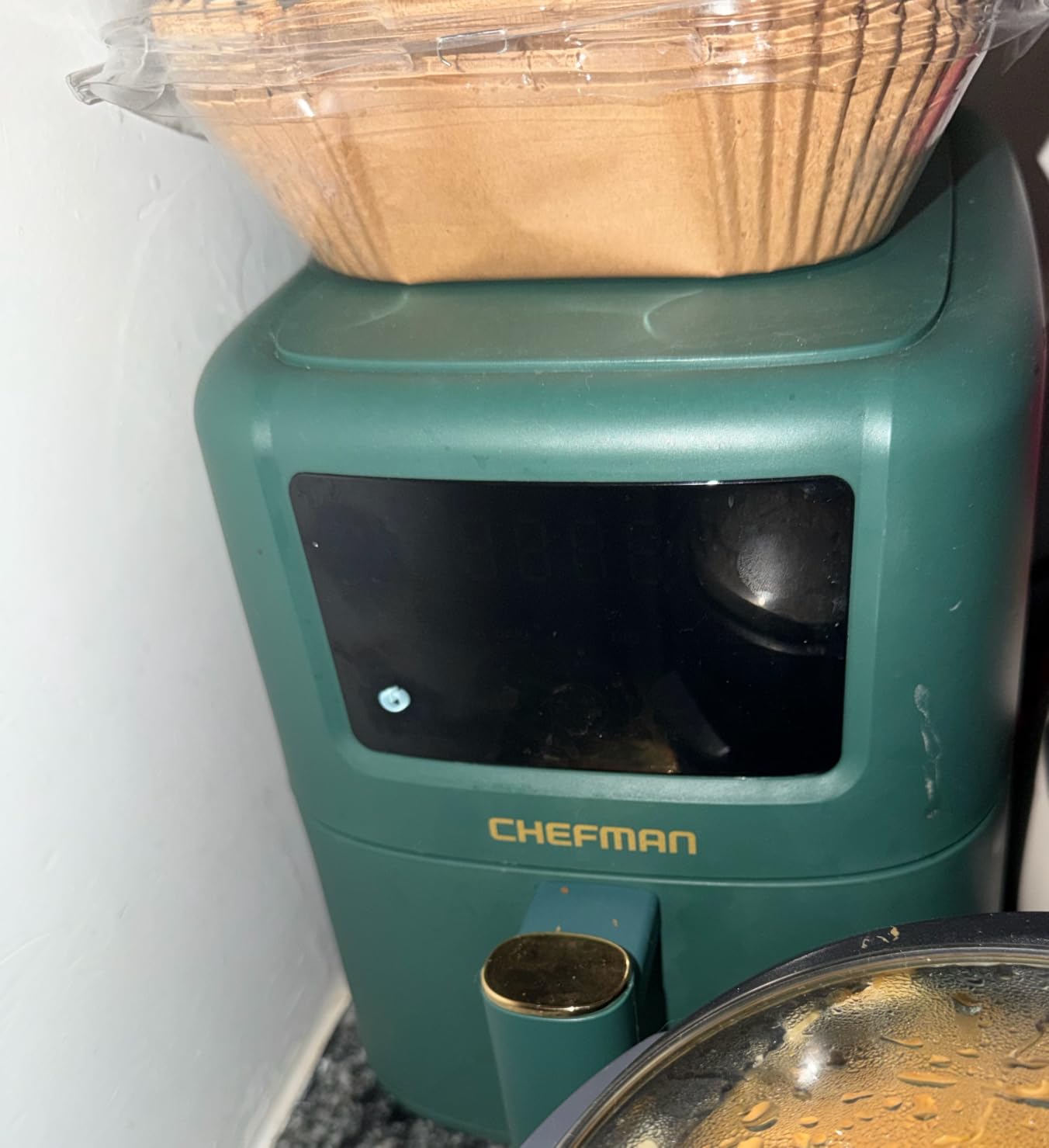 Chefman Compact Air Fryer 3.5 QT - Slim Design Fits Small Kitchens, 4-in-1 Air Fry, Bake, Dehydrate, Frozen, 450°F Max Temp, Narrow Footprint Saves Counter Space, Nonstick Ceramic, Dishwasher-Safe customer photo 2