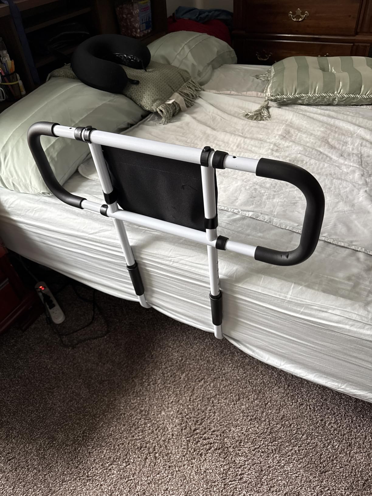 Bed Rails for Elderly Adults Safety - Extended Bed Assist Rail for Seniors - Adjustable Beds Side Rails Handle Support Bar Bed Guard with Storage Bag & Fixing Strap, Fit King Queen Full Twin Beds customer photo 1
