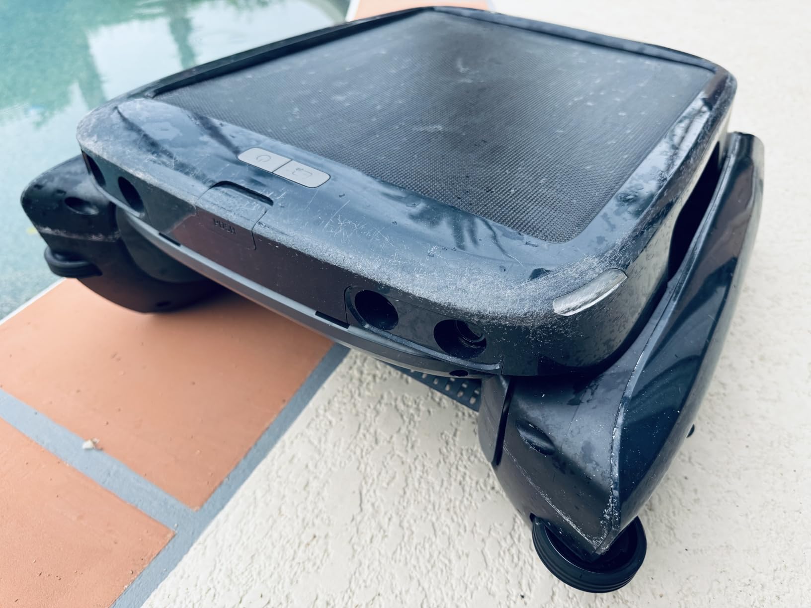 Beatbot iSkim 24/7 Solar Pool Skimmer Robot with App Control, 9L Basket customer photo 2