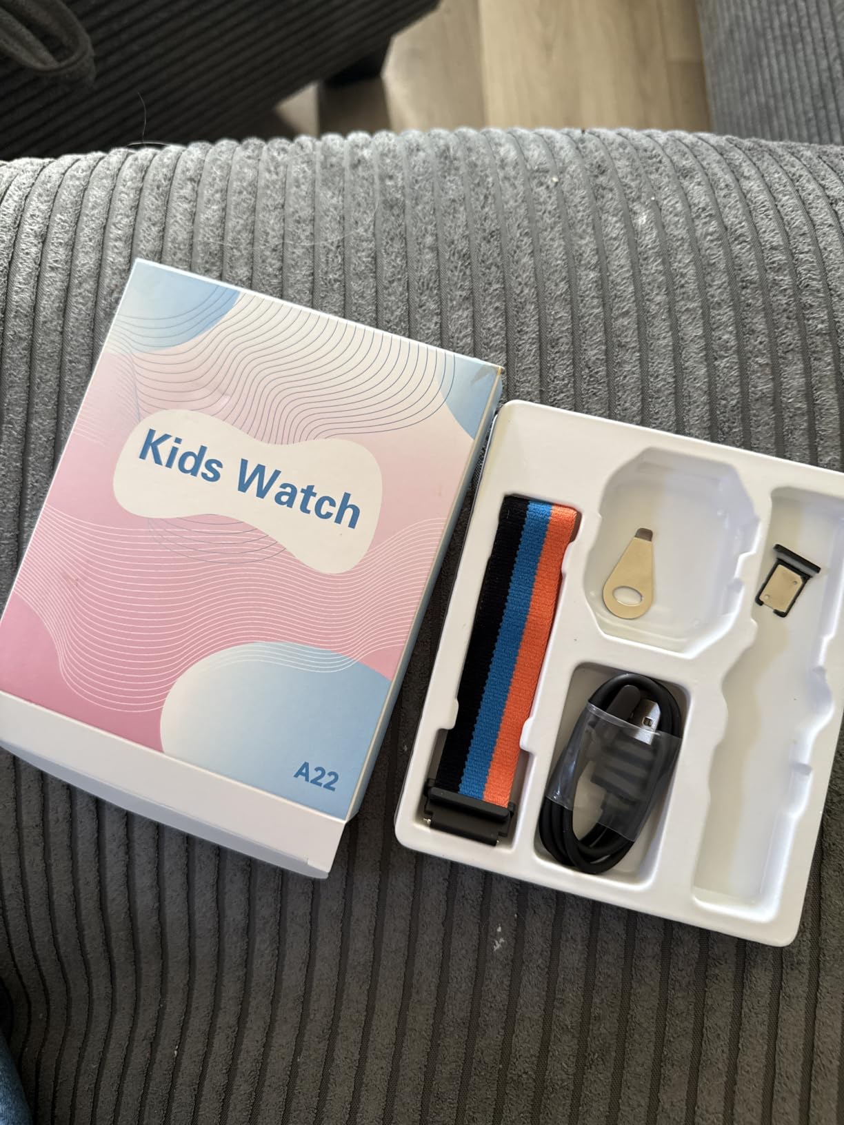 4G Kids Smart Watch for Boys Girls with GPS Tracker, SOS, Two Way Call Video Calling Voice Chat,School Mode, Alarm Clock,Safe Zones,Pedometer,Stopwatch,Games Children Smartwatch for 4-12 (4G Blac) customer photo 1
