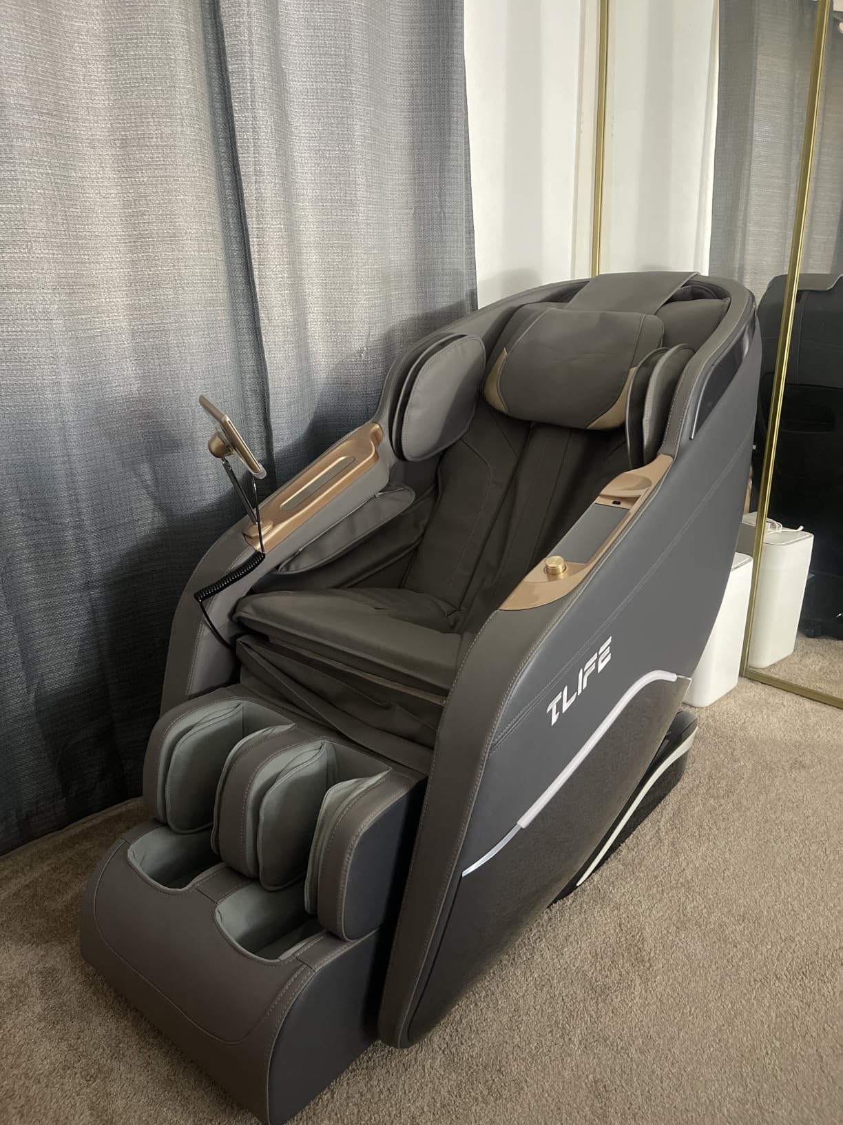 TLIFE Massage Chair Full Body 160° Zero Gravity SL-Track, 12 Modes, Grey customer photo 1