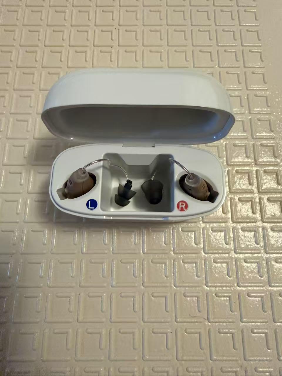 OTC Hearing Aids for Seniors, Rechargeable Hearing Amplifiers Device customer photo 1
