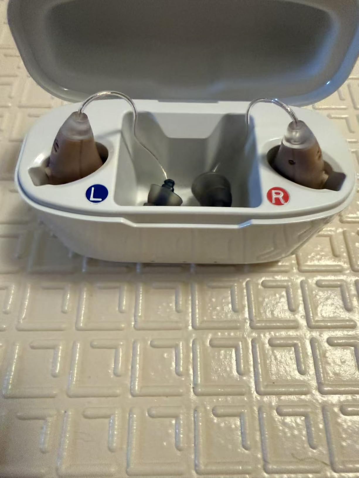 OTC Hearing Aids for Seniors, Rechargeable Hearing Amplifiers Device customer photo 2