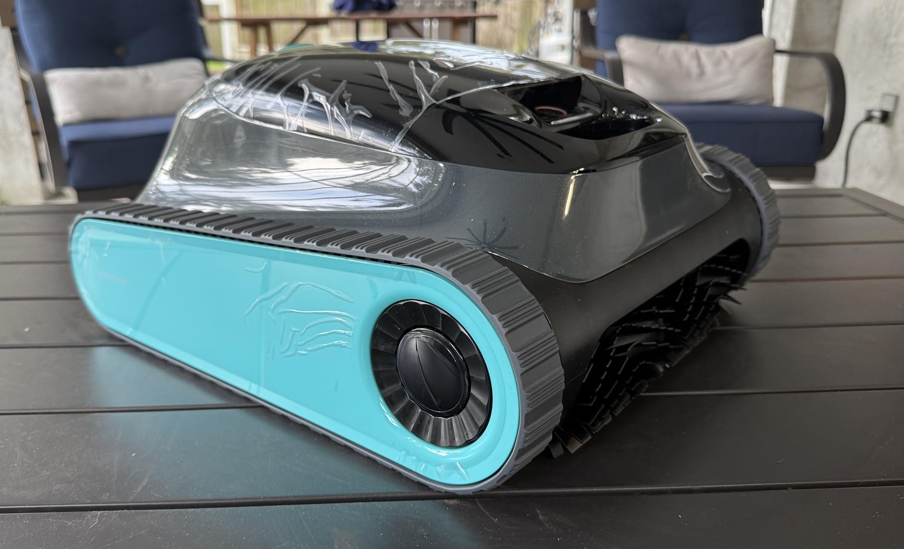 Aiper Scuba S1(2024) - Robotic Pool Cleaner, Powerful Suction, 150-Min Runtime, Wall & Waterline Cleaning, for Inground & Above Ground Pools up to 1600 sq.ft customer photo 2