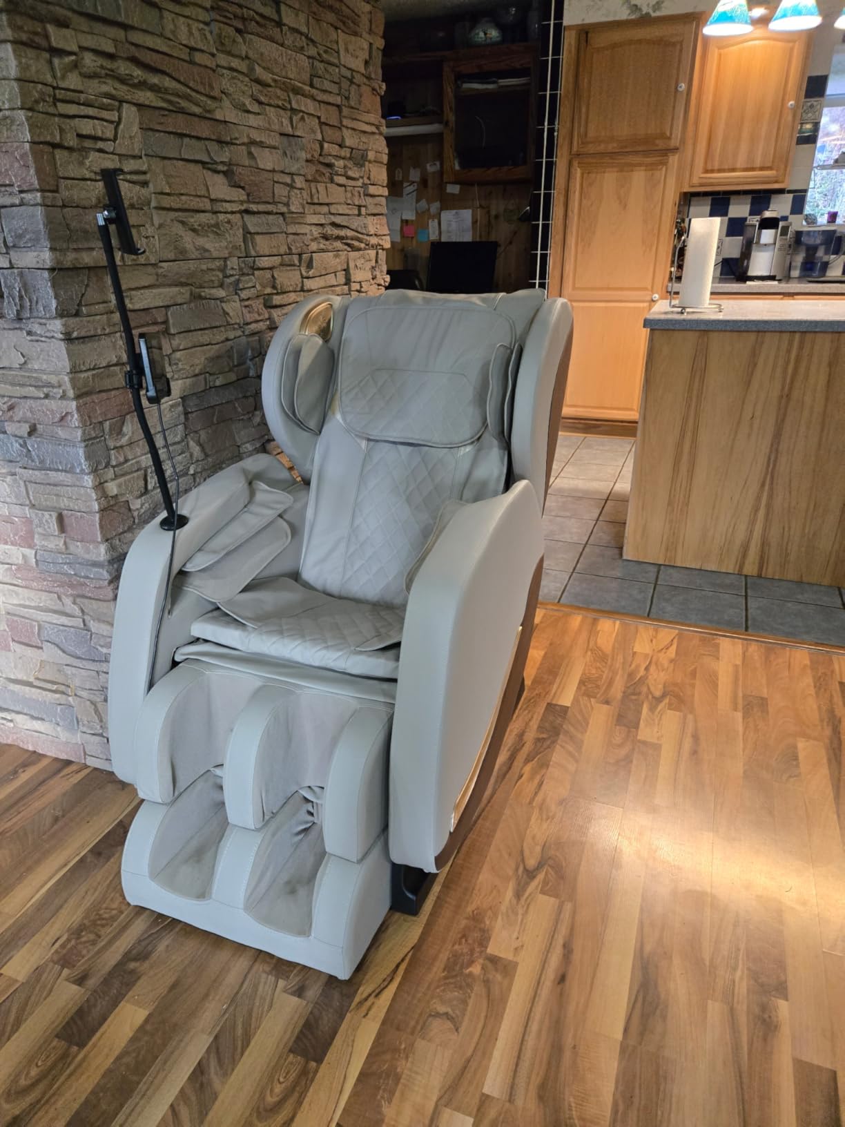 Massage Chair Full Body, 14 Fixed Rollers, Zero Gravity Recliner customer photo 1