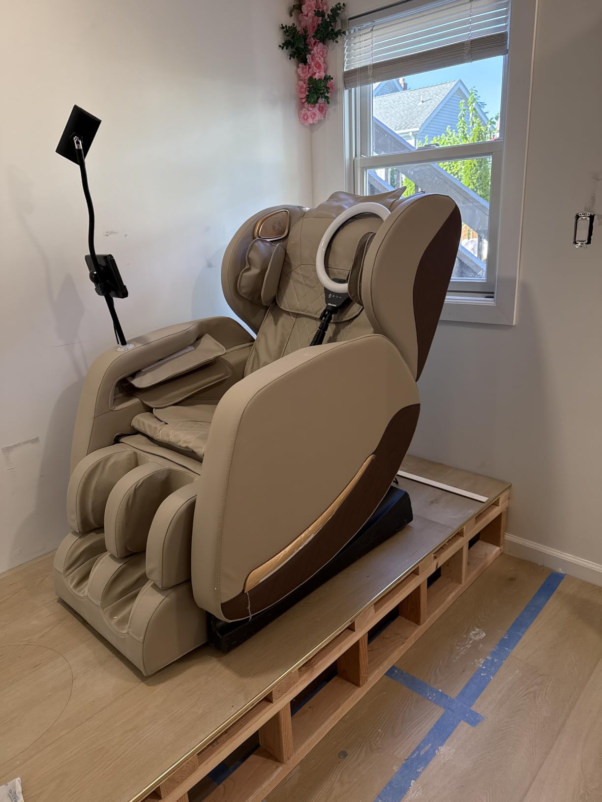 Massage Chair Full Body, 14 Fixed Rollers, Zero Gravity Recliner customer photo 2