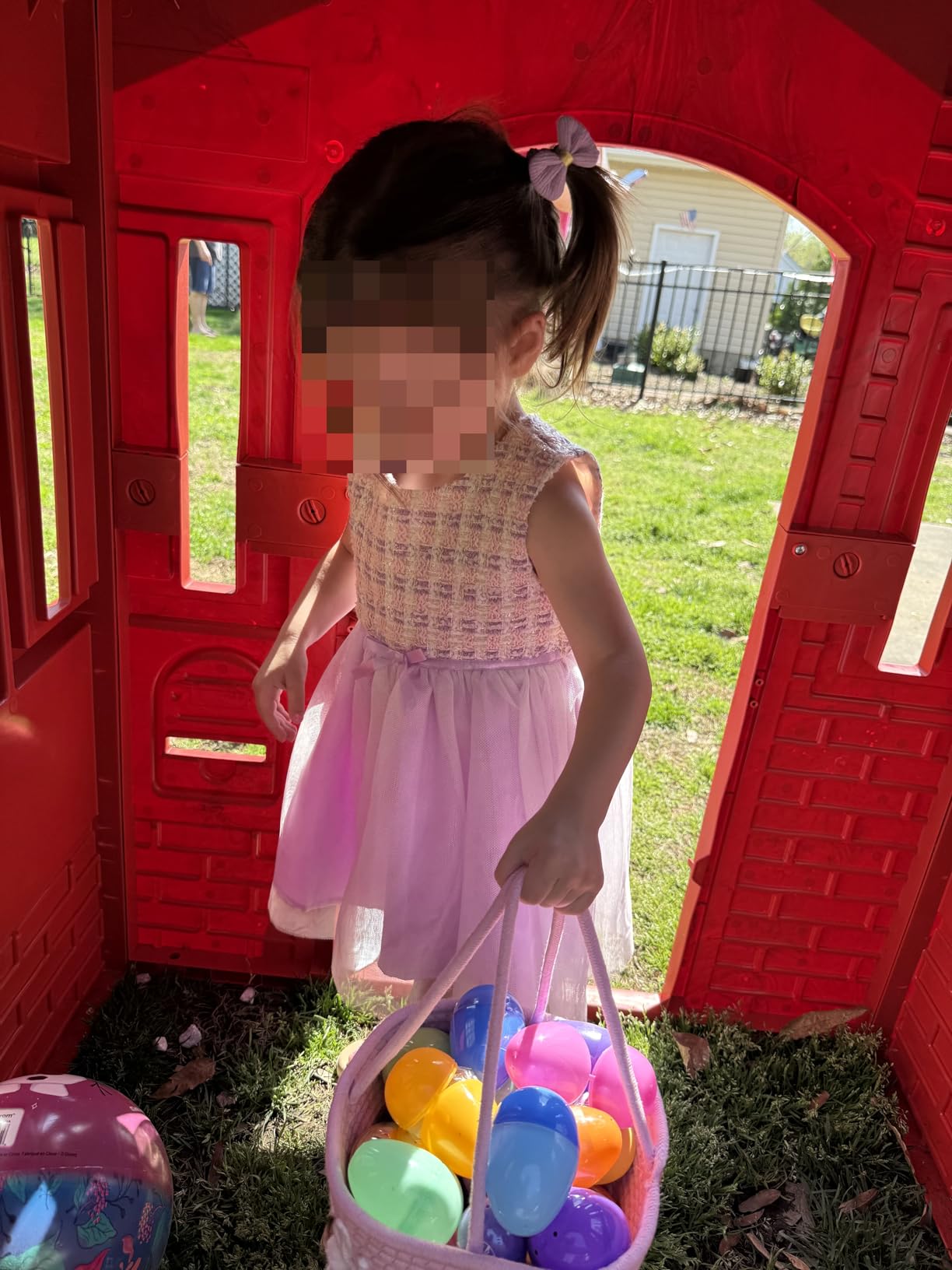 Little Tikes Cape Cottage-Red – (Amazon Exclusive) customer photo 1