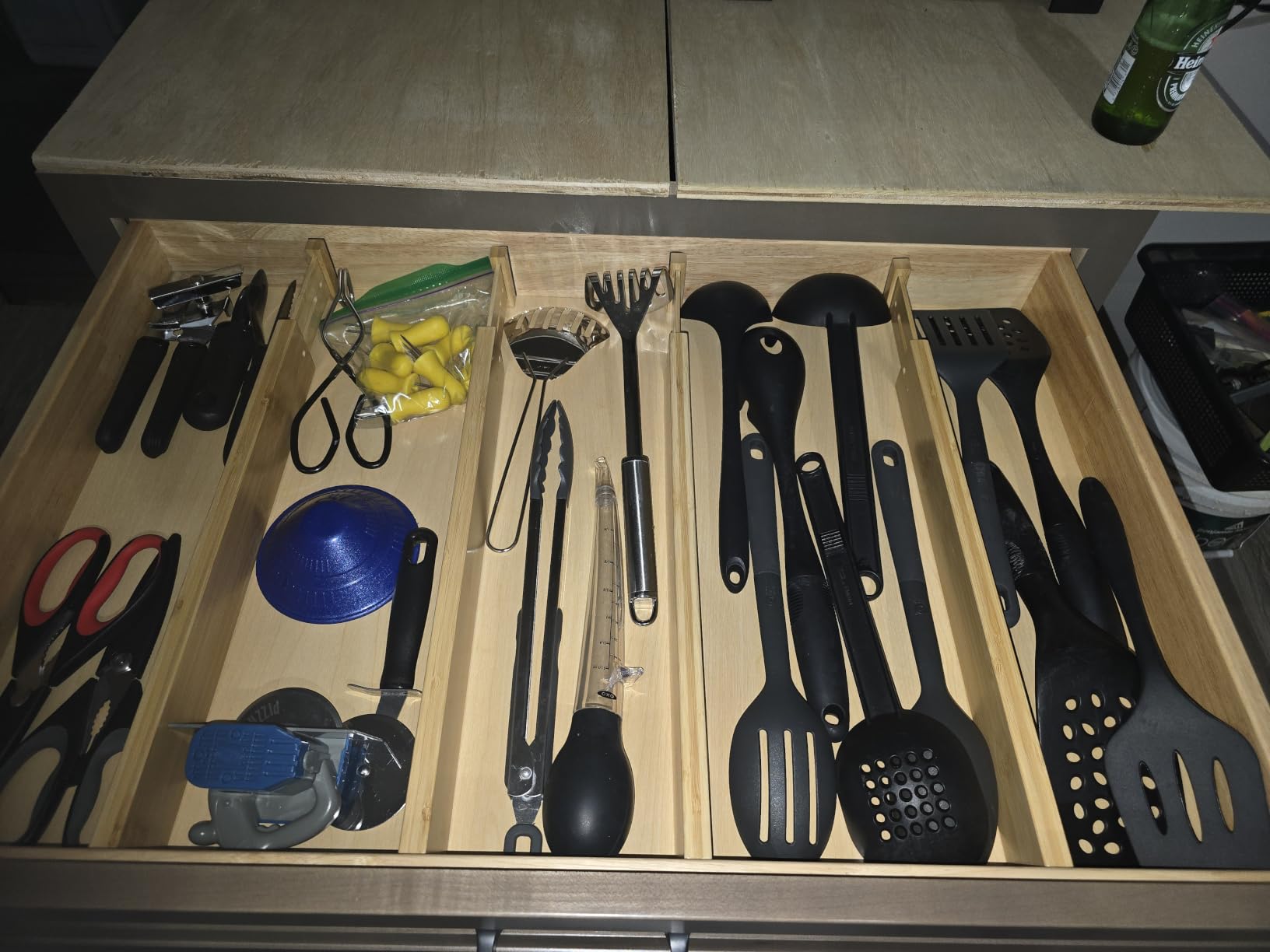 BAMEOS Bamboo Expandable Drawer Dividers – Fits 16.6