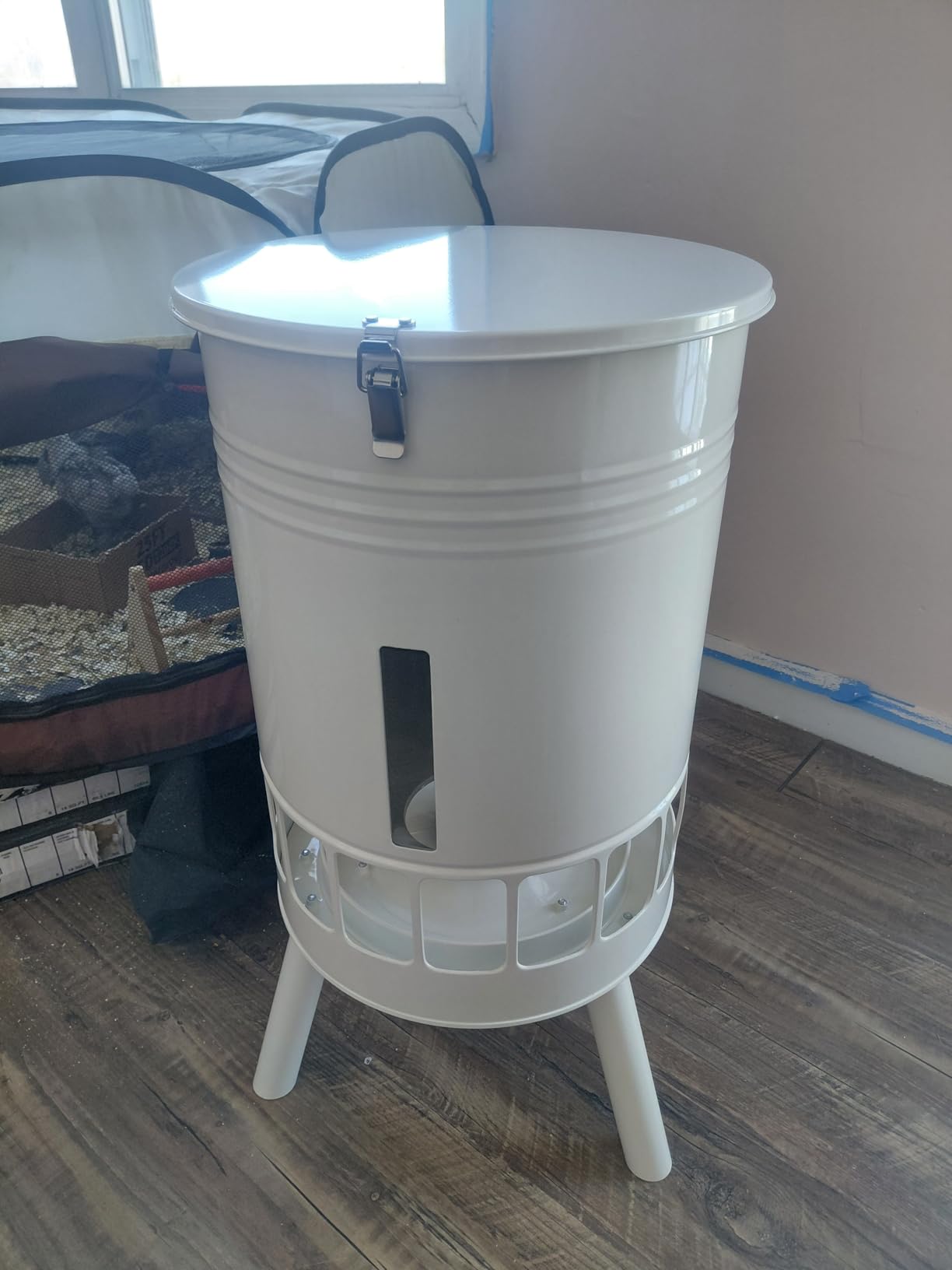 KOL 50LB Metal Chicken Feeder - Anti-Waste Design, 16 Ports, Black customer photo 1